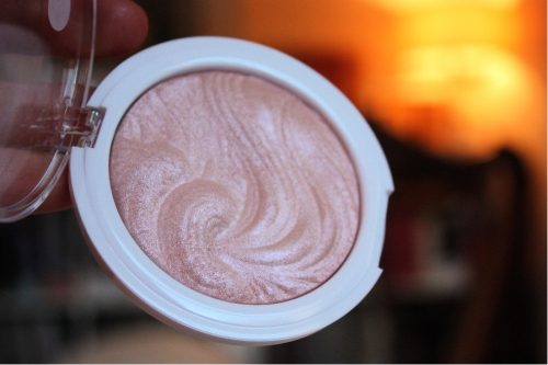 mua highlighter chanel dupe